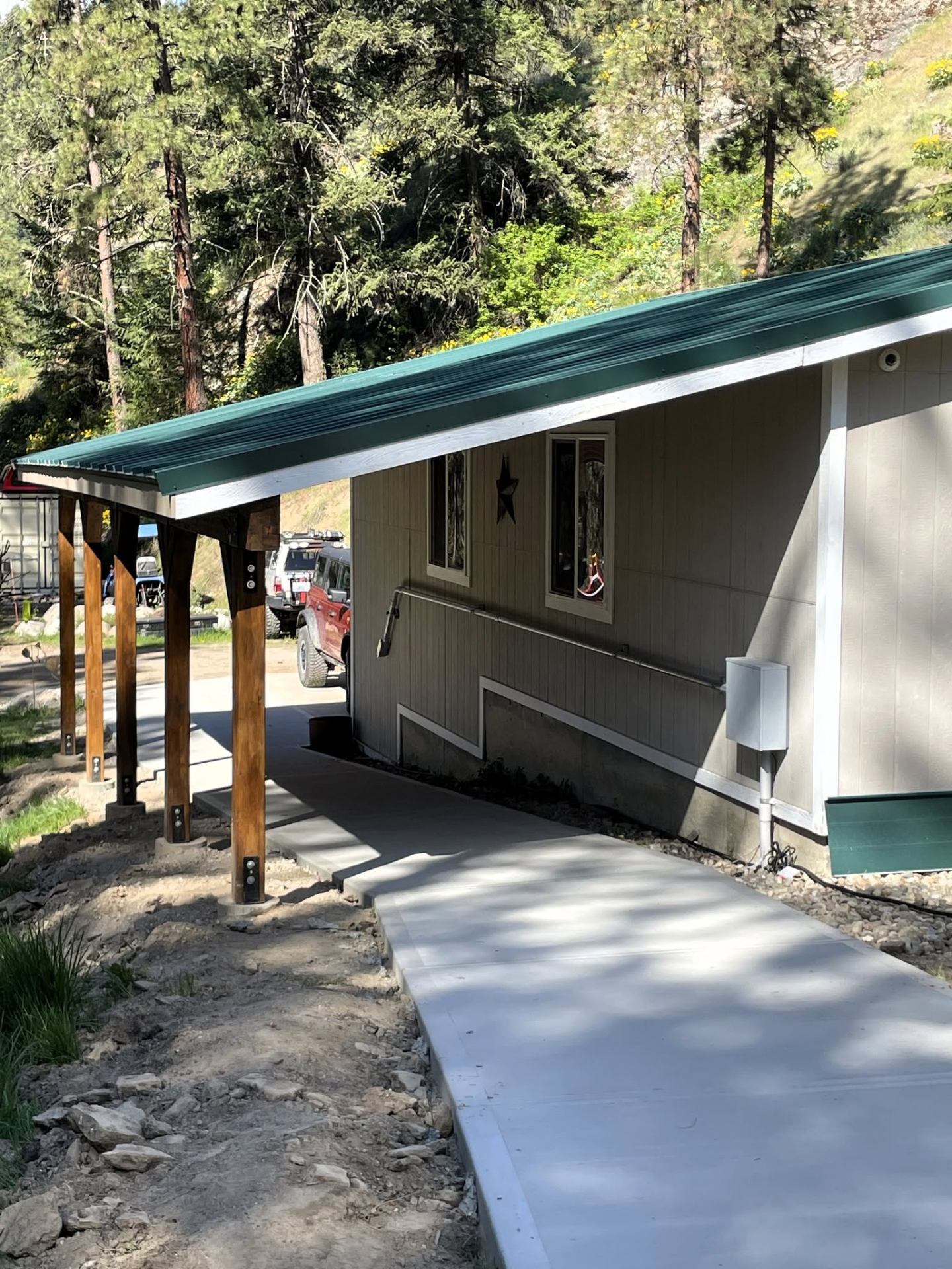Metal-roof structure framed and finished in Leavenworth, WA